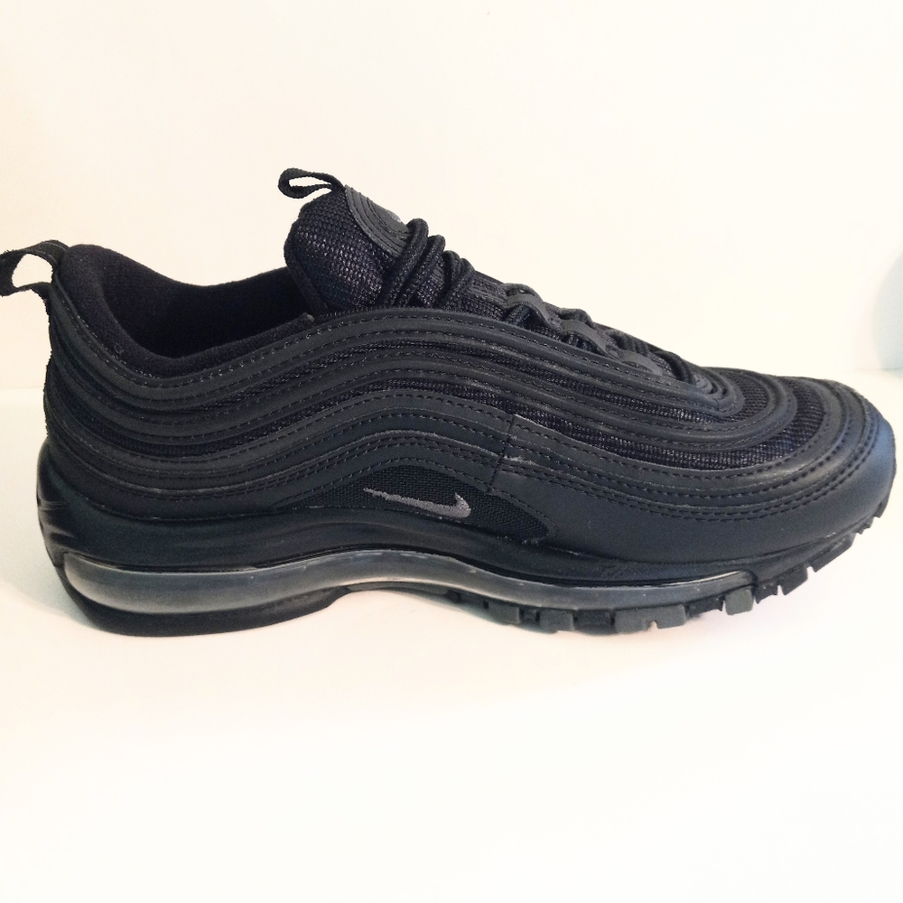 🔥Nike Air Max-All Black Size 6.5💥